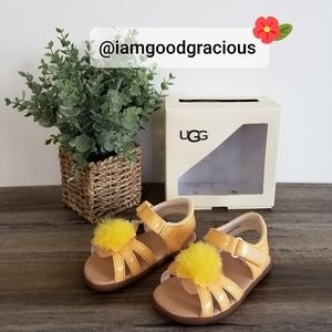 🛑SOLD🛑 NIB UGG Cactus Flower Sandals Size 6/7